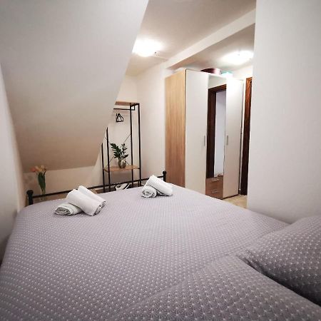 Apartman Ivo Apartment Novigrad Istria Exterior foto