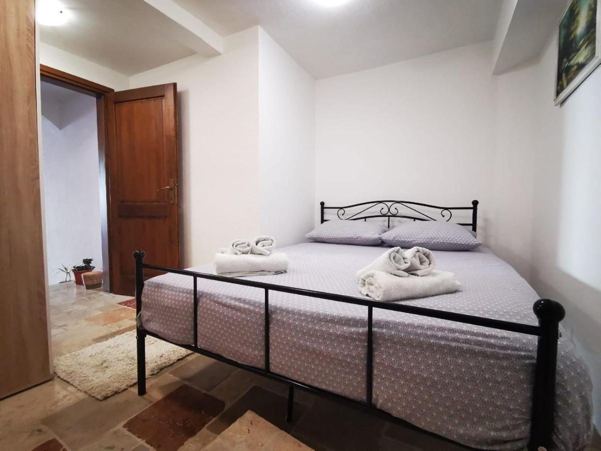Apartman Ivo Apartment Novigrad Istria Exterior foto